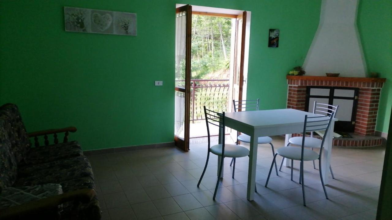 Casa Vacanze "Ellen" Bianchi エクステリア 写真